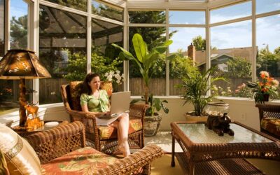 Ways to Enjoy Your Sunroom in the Fall